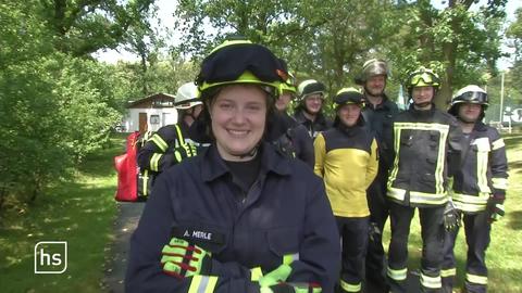 Teilnehmer der Waldbrand-Ausbildungstage in Ausrüstung