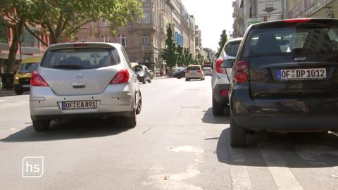 Zwei Autos mit Offenbacher Kennzeichen