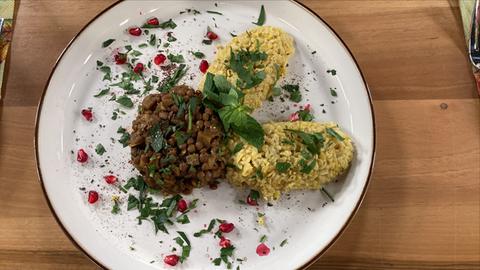 Linsen-Auberginen-Ragout mit Butterreis