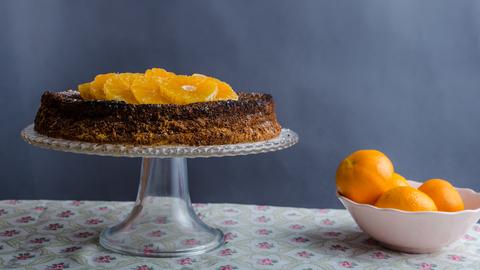 Orangen-Nusskuchen