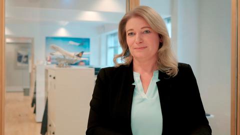 Annette Mann fliegt regelmäßig nach Brüssel ins Lufthansa Büro, von hier aus werden die Interessen des Airline-Verbundes gesteuert. 