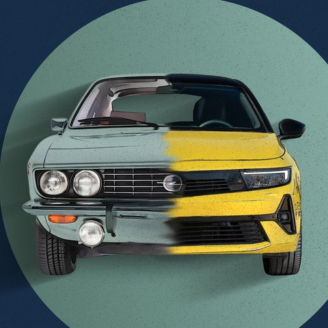 Ein Opel Manta aus den 70ern und ein Opel Astra aus der heutigen Zeit verschmelzen auf blau-grünem Grund zu einem Auto (Collage), links das Logo mit Schriftzug: 125 Jahre Opel - Kultautos und Krisenjahre.  