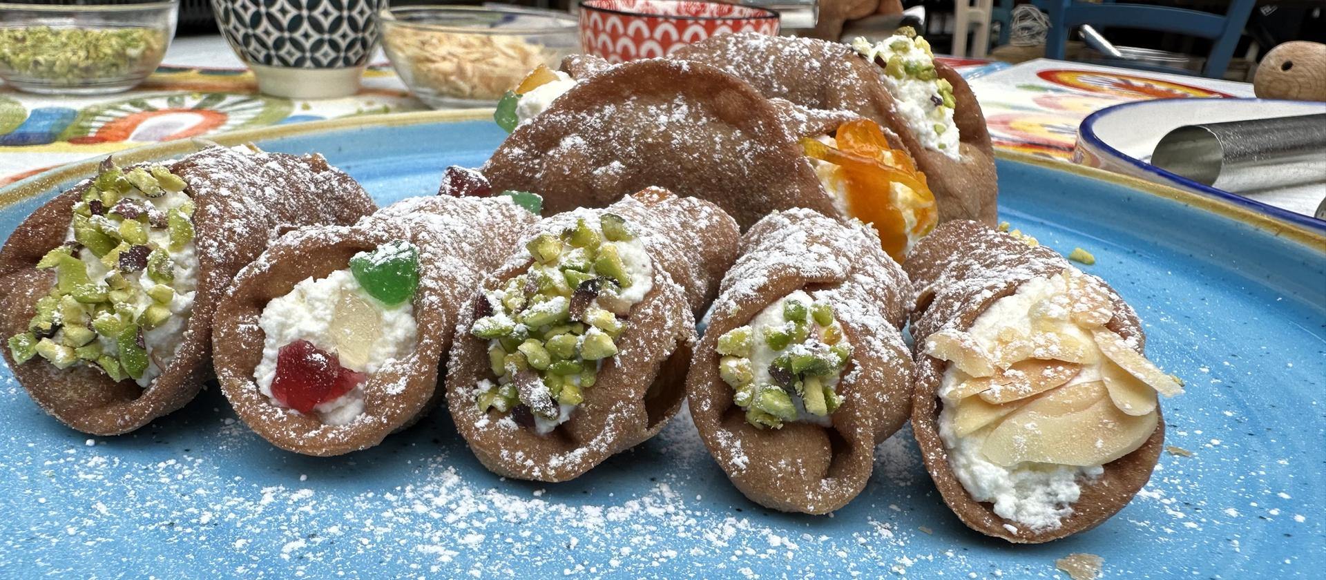 Rezept: Cannoli Siciliani mit Ricotta-Füllung | hr-fernsehen.de | Die ...