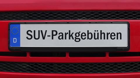 Deutsches Autokennzeichen: SUV-Parkgebühren