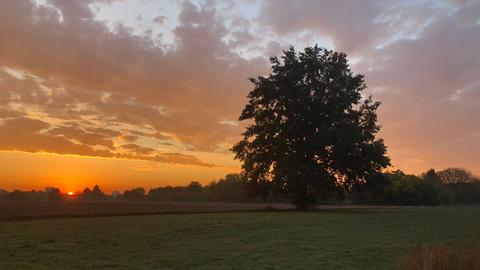 Wetterfoto-Oktober - Hannes-Lüttringhaus aus Maintal