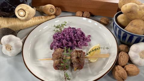 Rotkraut-Risotto mit Kalbfleisch-Zitronen-Röllchen