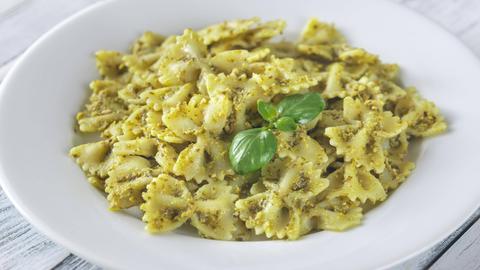 Farfalle mit Pesto 