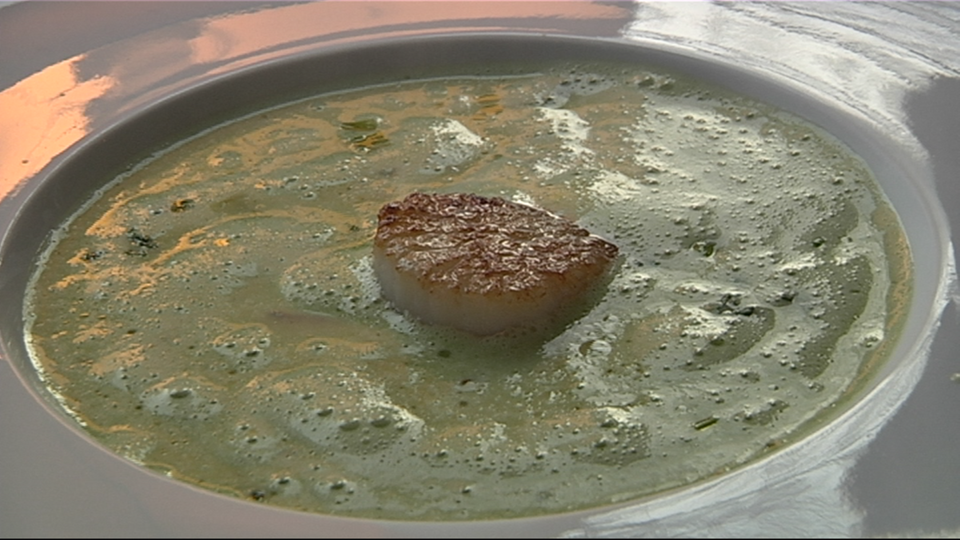 Rezept: Grüne Erbsen-Minze-Suppe | hr-fernsehen.de | Hessen à la carte