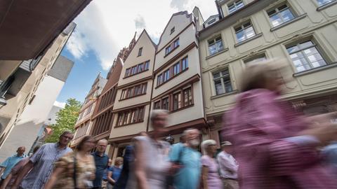 Touristen in der Frankfurter Altstadt