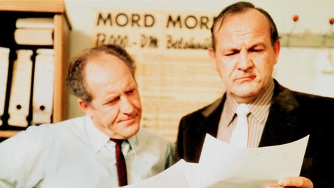 iegfried Wischnewski (rechts) als Frank Kross und Wolfgang Ammerbacher als Kommissar Herbert Eberle.