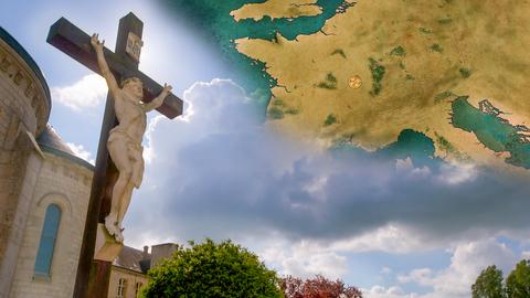 Collage: Jesus am Kreuz vor einer Kirche und Landkarte von Frankreich. 